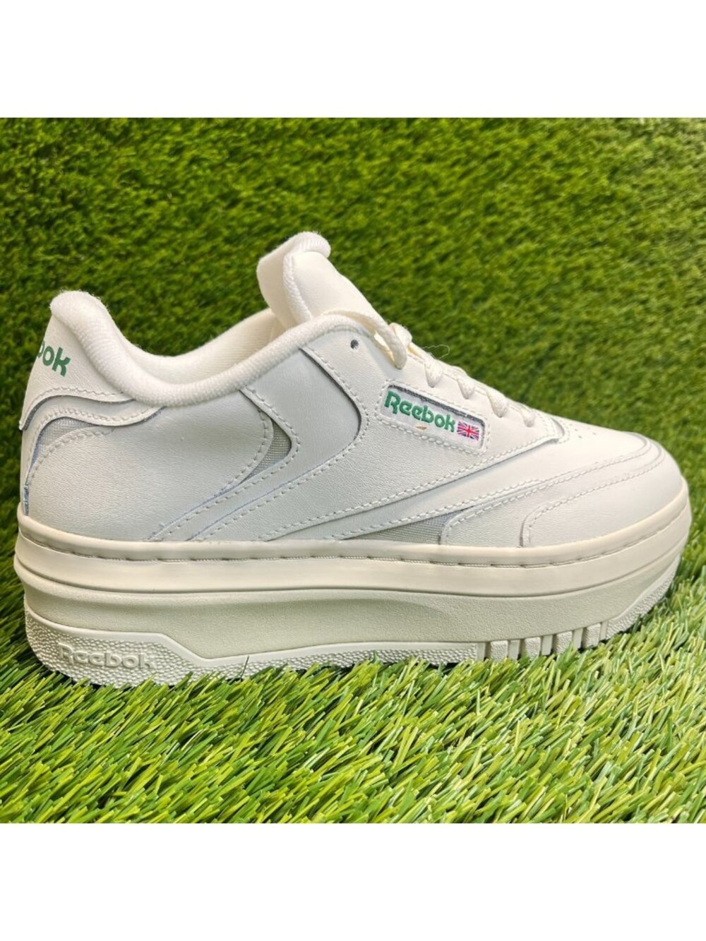 Reebok Club C Extra Womens Size 7.5 Chalk Green Athletic Leather Shoes Sneakers